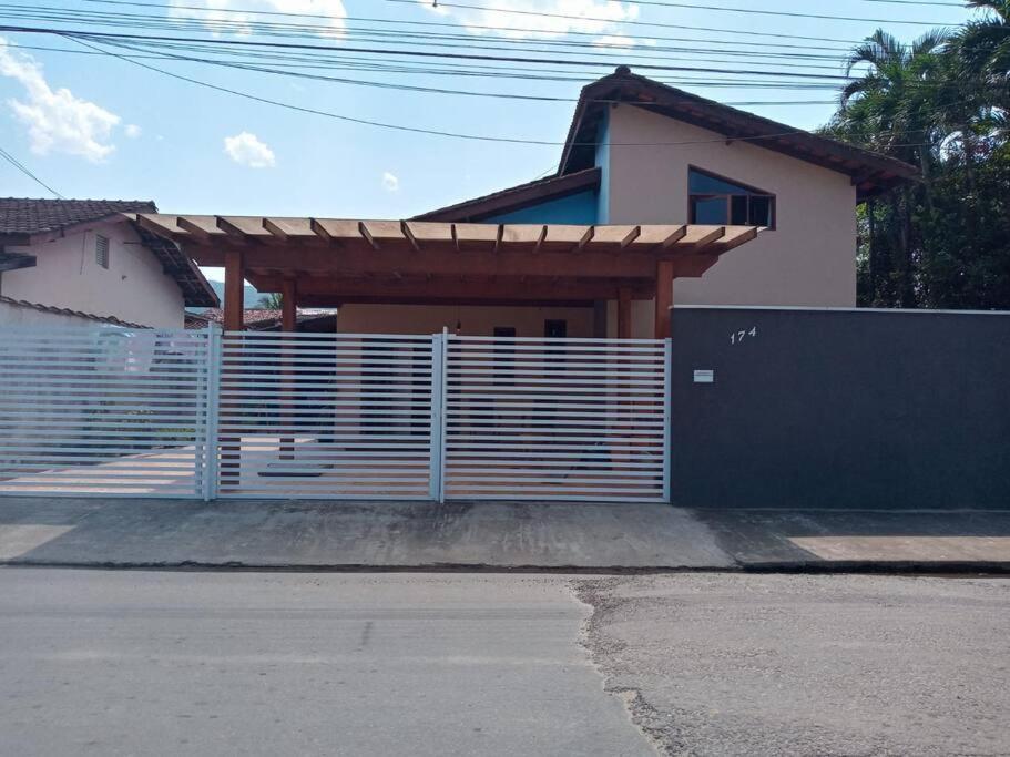 Casa Estilo Minimalista Em Ubatuba Villa ภายนอก รูปภาพ